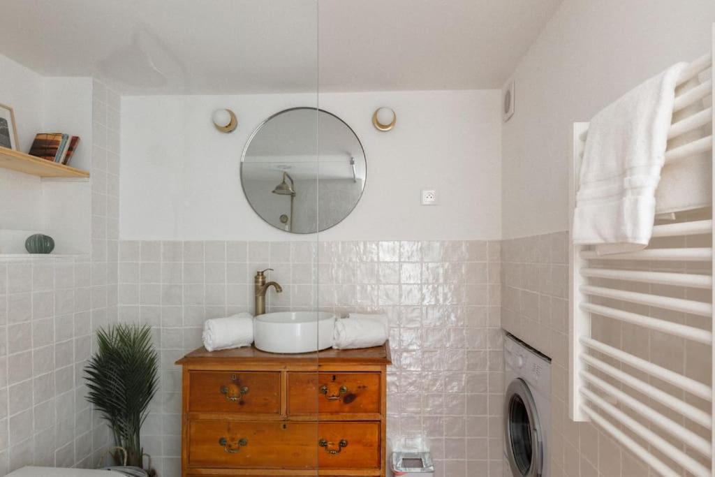 Appartement Authentique Situe En Plein Centre D'Antibes Exterior foto